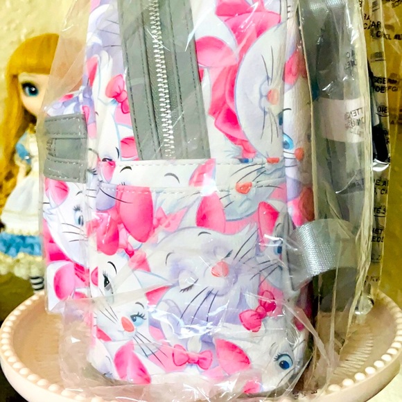 Marie Disney Loungefly ❤️RARE. - Picture 2 of 4